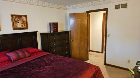 Tiny photo for 1616 Coppertree Road 1615 #1615, Columbus, OH 43232 (MLS # 225039507)