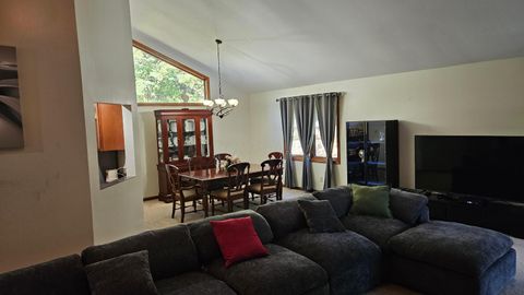 Tiny photo for 1616 Coppertree Road 1615 #1615, Columbus, OH 43232 (MLS # 225039507)