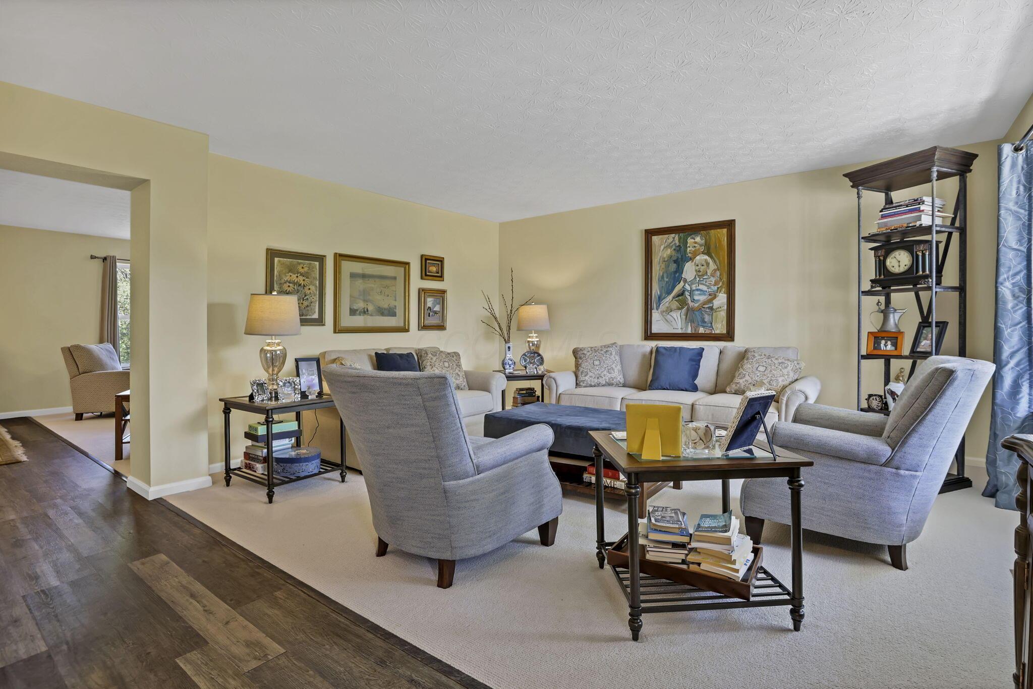 1630 Sapphire Drive, Grove City, Ohio image 13