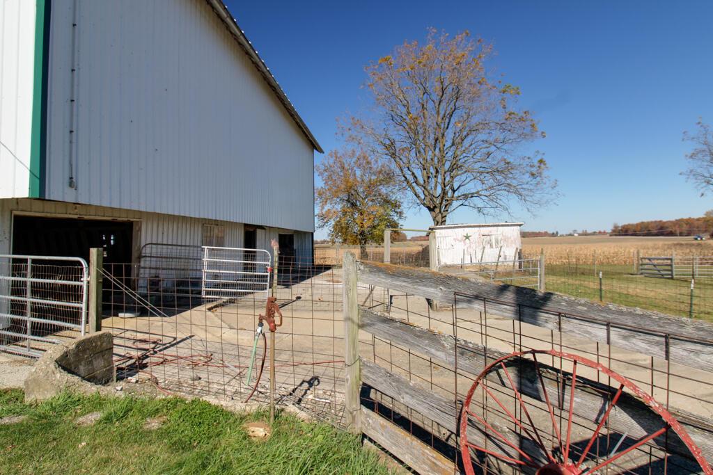 1890 Tiffin Road, Bucyrus, Ohio image 2