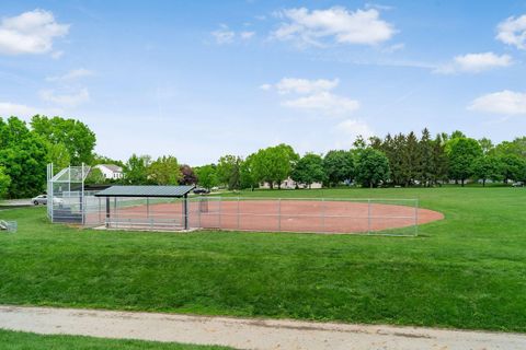 Tiny photo for 2680 Bristol Road, Columbus, OH 43221 (MLS # 225039589)
