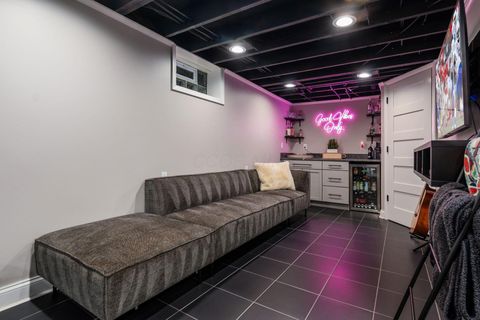 Tiny photo for 2680 Bristol Road, Columbus, OH 43221 (MLS # 225039589)