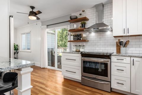 Tiny photo for 2680 Bristol Road, Columbus, OH 43221 (MLS # 225039589)