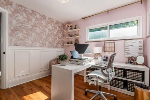 Tiny photo for 2680 Bristol Road, Columbus, OH 43221 (MLS # 225039589)