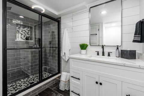 Tiny photo for 2680 Bristol Road, Columbus, OH 43221 (MLS # 225039589)