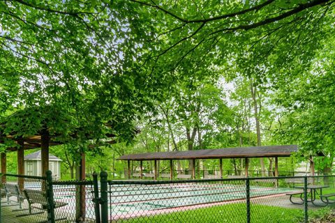 Tiny photo for 2680 Bristol Road, Columbus, OH 43221 (MLS # 225039589)