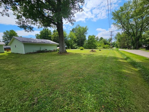 Tiny photo for 13330 Cedar NE, Thornville, OH 43076 (MLS # 226032899)