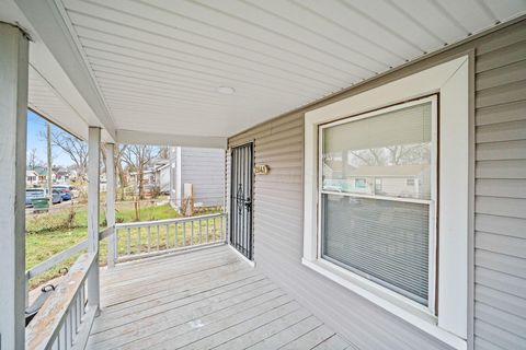 Tiny photo for 2841 E 10th Avenue, Columbus, OH 43219 (MLS # 225044525)