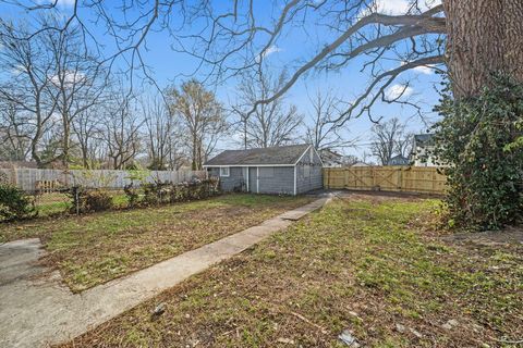 Tiny photo for 2841 E 10th Avenue, Columbus, OH 43219 (MLS # 225044525)