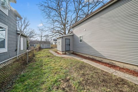 Tiny photo for 2841 E 10th Avenue, Columbus, OH 43219 (MLS # 225044525)