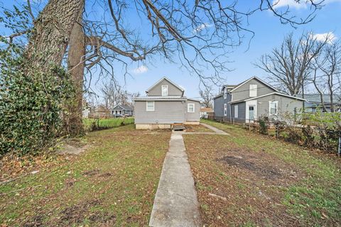 Tiny photo for 2841 E 10th Avenue, Columbus, OH 43219 (MLS # 225044525)
