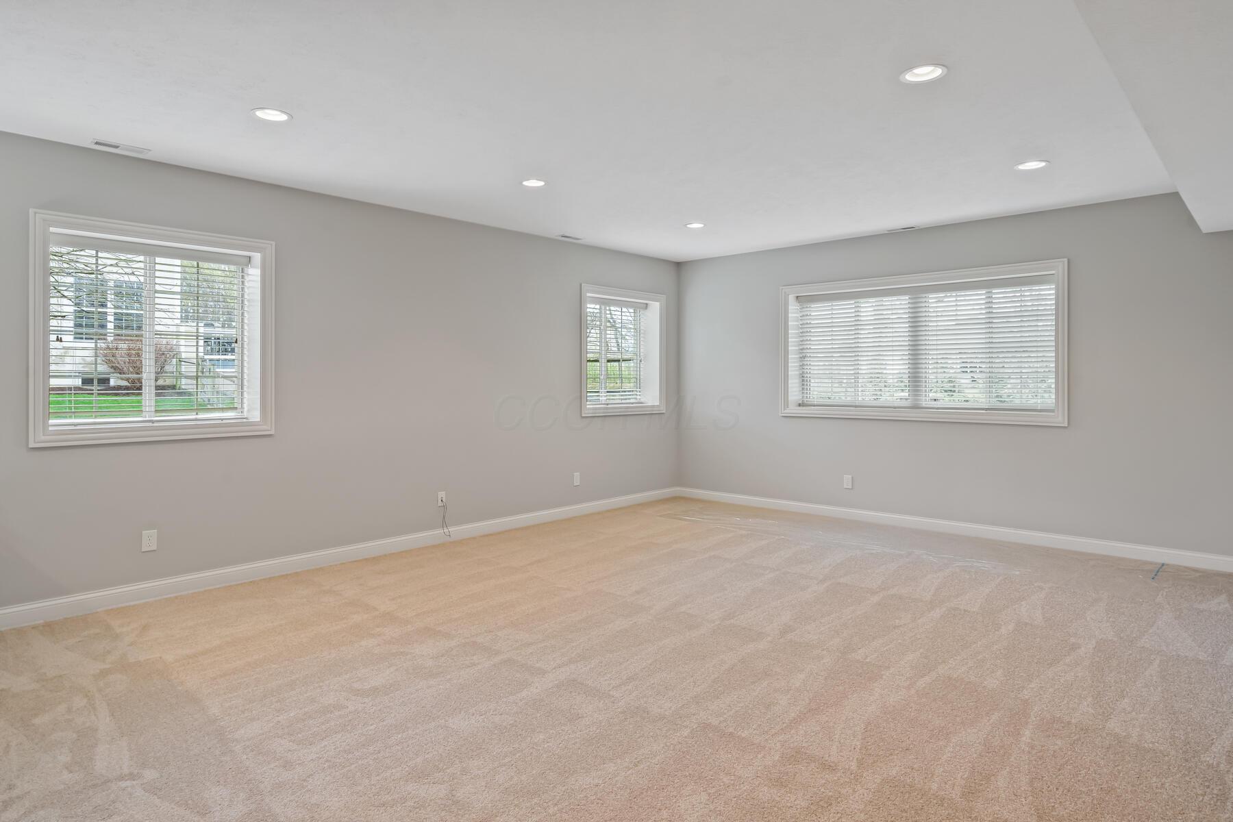 9479 Creighton Drive, Powell, Ohio image 31