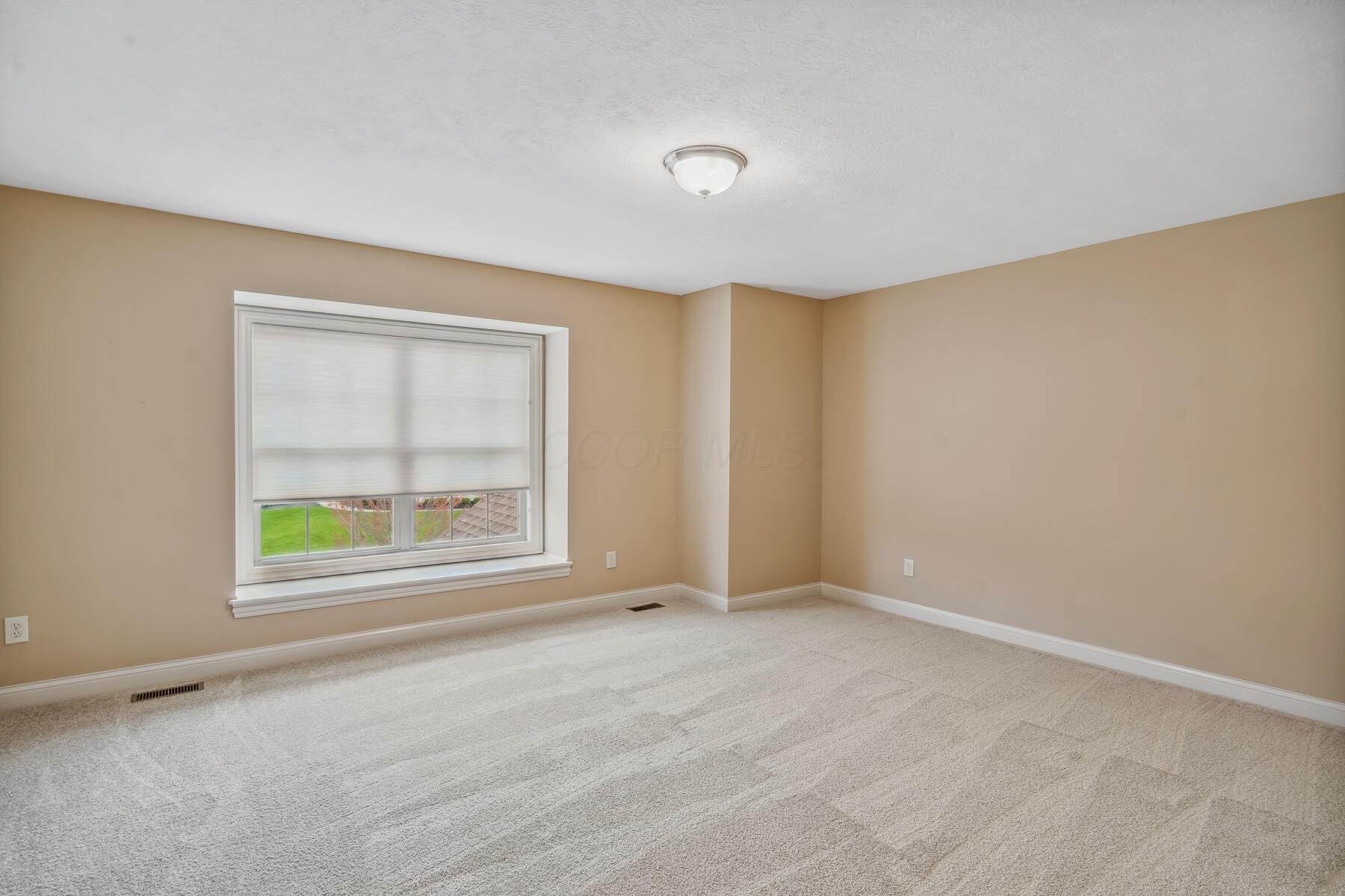 9479 Creighton Drive, Powell, Ohio image 24