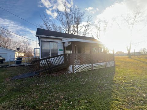 Photo of 2778 US 50, Hillsboro, OH 45133 (MLS # 226008258)