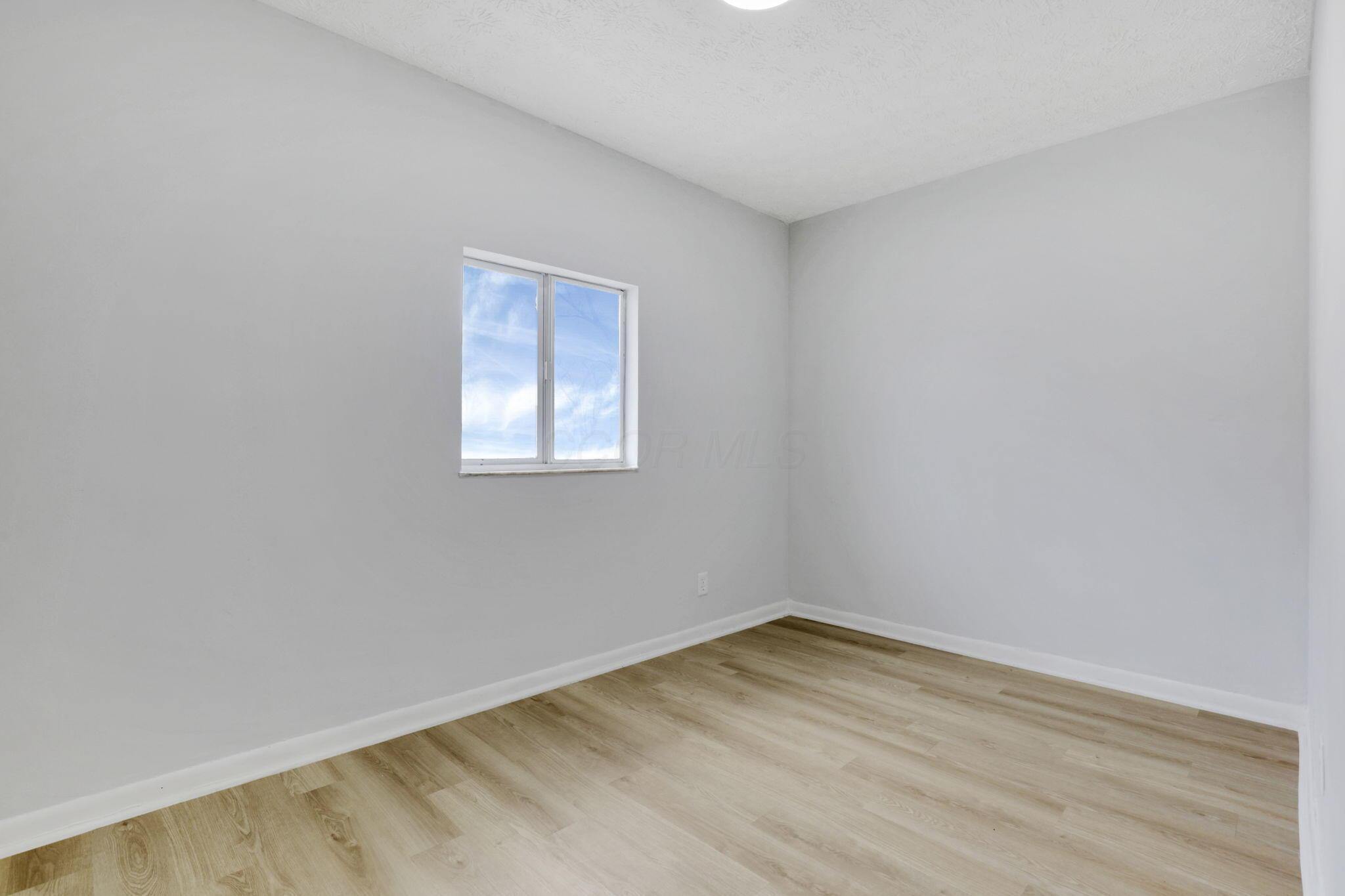 3737 Harding Drive, Columbus, Ohio image 16