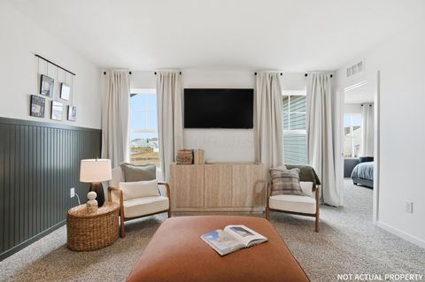 Tiny photo for 141 Brookside Drive, Jeffersonville, OH 43128 (MLS # 225045247)