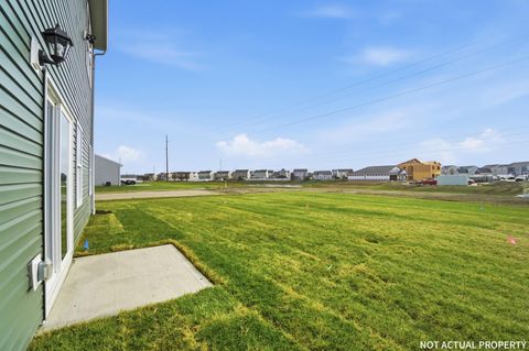 Tiny photo for 141 Brookside Drive, Jeffersonville, OH 43128 (MLS # 225045247)
