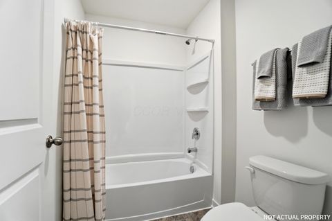 Tiny photo for 141 Brookside Drive, Jeffersonville, OH 43128 (MLS # 225045247)