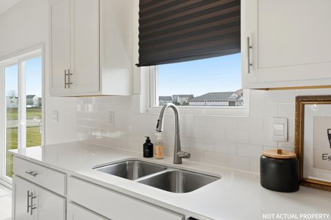 Tiny photo for 141 Brookside Drive, Jeffersonville, OH 43128 (MLS # 225045247)