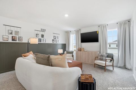 Tiny photo for 141 Brookside Drive, Jeffersonville, OH 43128 (MLS # 225045247)