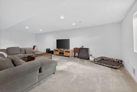 Tiny photo for 1634 Tamarac Drive, Marysville, OH 43040 (MLS # 226000759)