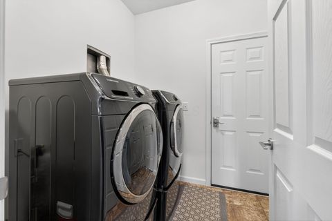 Tiny photo for 1634 Tamarac Drive, Marysville, OH 43040 (MLS # 226000759)