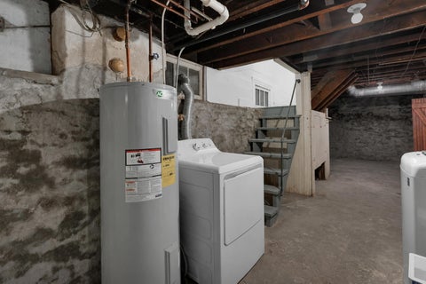 Tiny photo for 325 W 6th Avenue, Columbus, OH 43201 (MLS # 226033913)