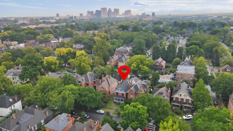 Tiny photo for 325 W 6th Avenue, Columbus, OH 43201 (MLS # 226033913)