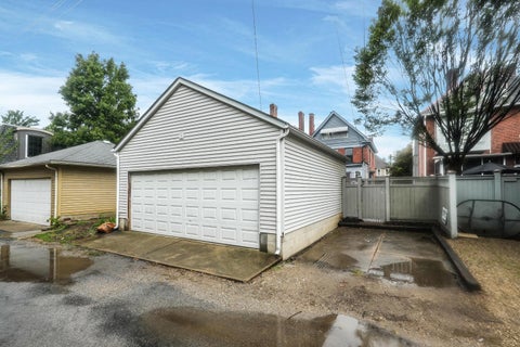 Tiny photo for 325 W 6th Avenue, Columbus, OH 43201 (MLS # 226033913)