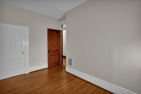 Tiny photo for 325 W 6th Avenue, Columbus, OH 43201 (MLS # 226033913)