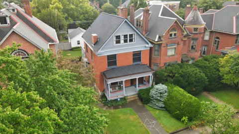 Tiny photo for 325 W 6th Avenue, Columbus, OH 43201 (MLS # 226033913)