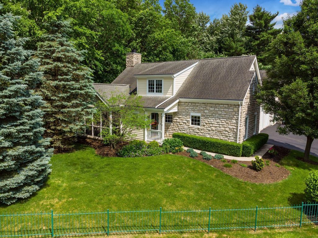 890 Poppy Hills Drive, Blacklick, OH 43004, MLS 223017708 Howard Hanna