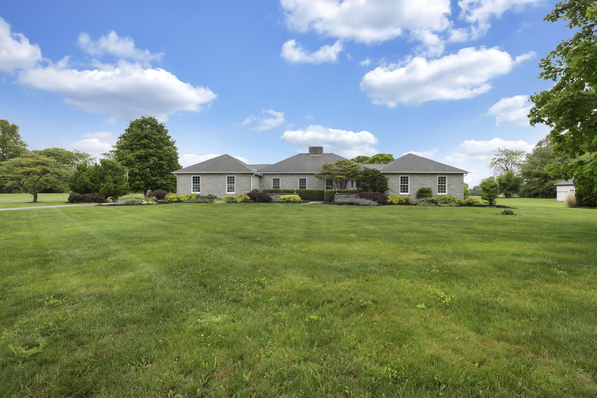 3588 Thornhill Lane