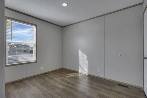 Tiny photo for 1330 Hanover Road Lot 0212 #Lot 0212, Delaware, OH 43015 (MLS # 226005803)