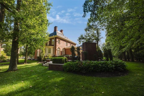 Tiny photo for 12 Wiveliscombe, New Albany, OH 43054 (MLS # 226033408)