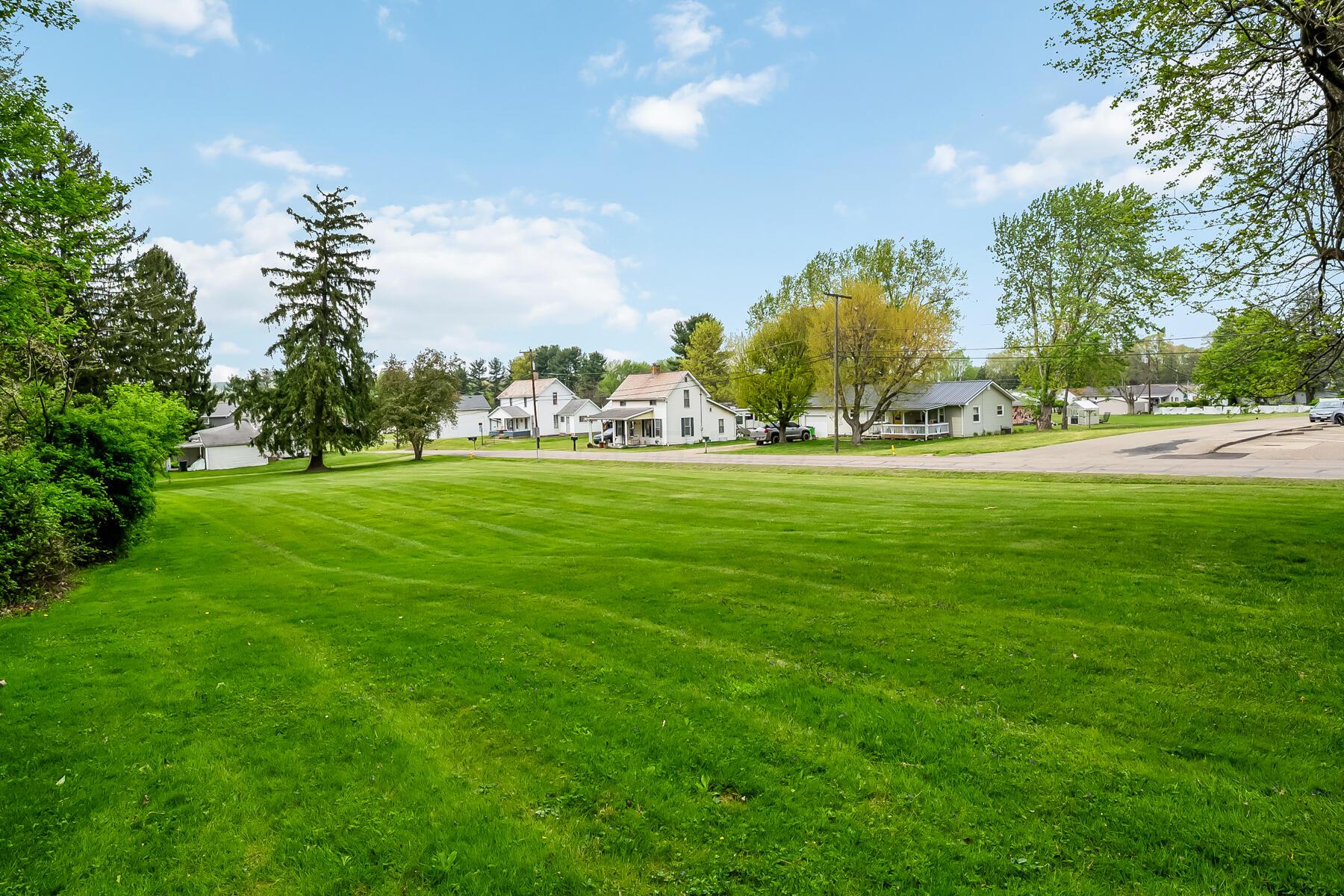 NA Pleasant Valley Drive, Coshocton, Ohio image 8