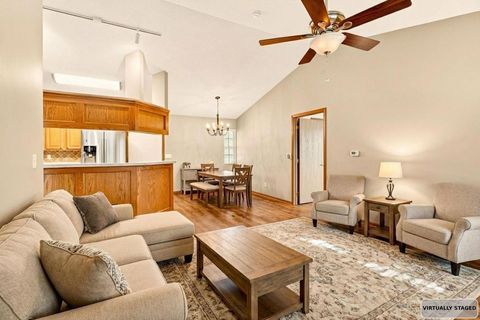 Tiny photo for 401 Virginia Court, Pataskala, OH 43062 (MLS # 225045745)