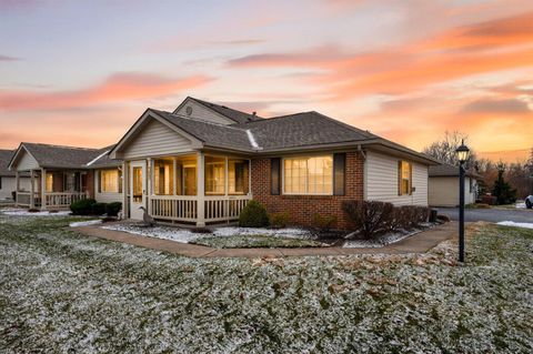 Tiny photo for 401 Virginia Court, Pataskala, OH 43062 (MLS # 225045745)