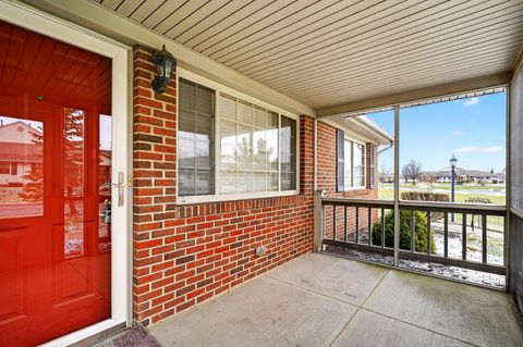 Tiny photo for 401 Virginia Court, Pataskala, OH 43062 (MLS # 225045745)