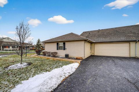 Tiny photo for 401 Virginia Court, Pataskala, OH 43062 (MLS # 225045745)