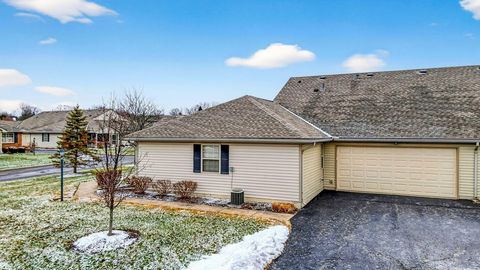 Tiny photo for 401 Virginia Court, Pataskala, OH 43062 (MLS # 225045745)
