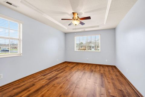 Tiny photo for 401 Virginia Court, Pataskala, OH 43062 (MLS # 225045745)