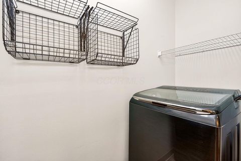 Tiny photo for 401 Virginia Court, Pataskala, OH 43062 (MLS # 225045745)