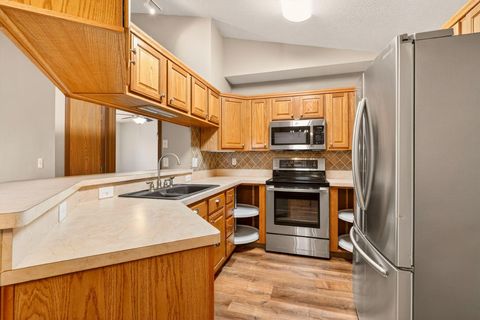 Tiny photo for 401 Virginia Court, Pataskala, OH 43062 (MLS # 225045745)