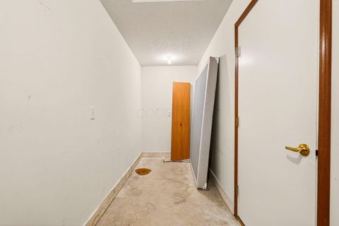 Tiny photo for 401 Virginia Court, Pataskala, OH 43062 (MLS # 225045745)