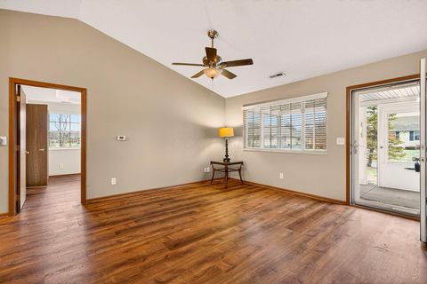 Tiny photo for 401 Virginia Court, Pataskala, OH 43062 (MLS # 225045745)