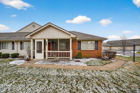 Photo of 401 Virginia Court, Pataskala, OH 43062 (MLS # 225045745)