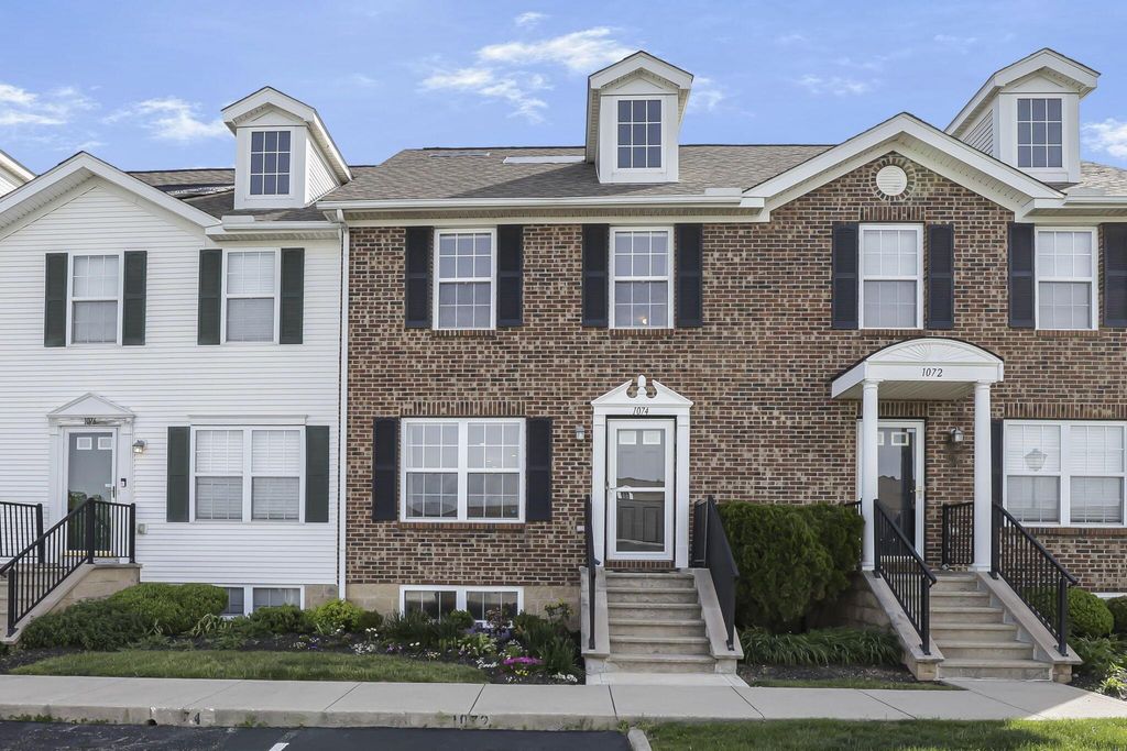 Photo of 1074 Shady Lake Drive, Columbus, OH 43228 (MLS # 226014306)