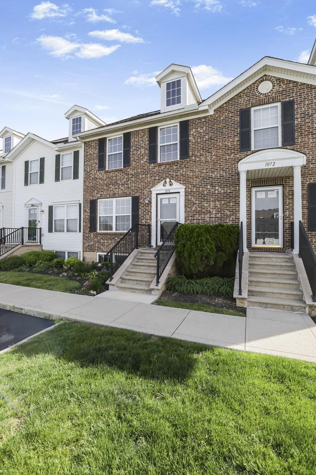 Photo of 1074 Shady Lake Drive, Columbus, OH 43228 (MLS # 226014306)