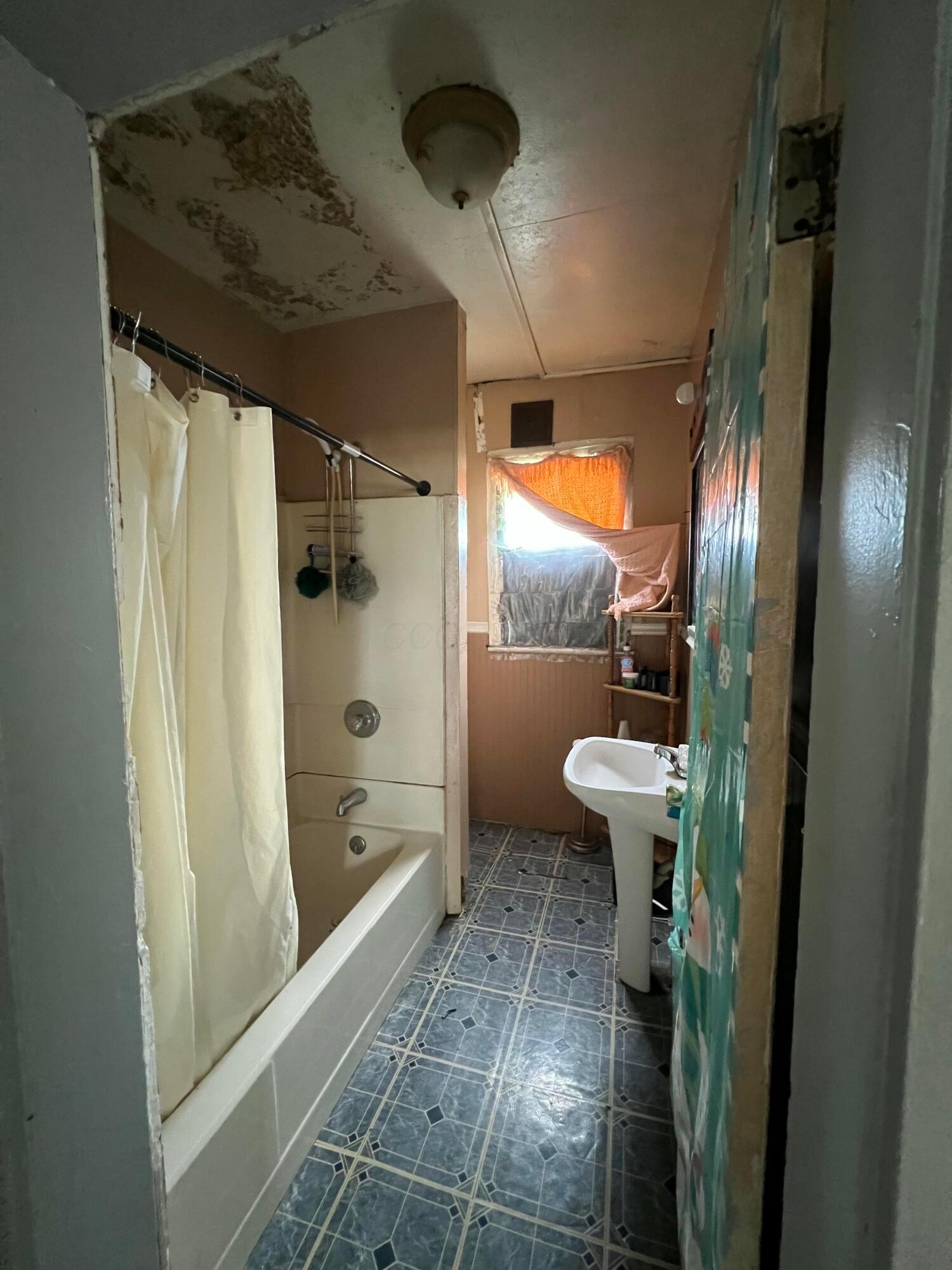 527 N 15th Street, Coshocton, Ohio image 18